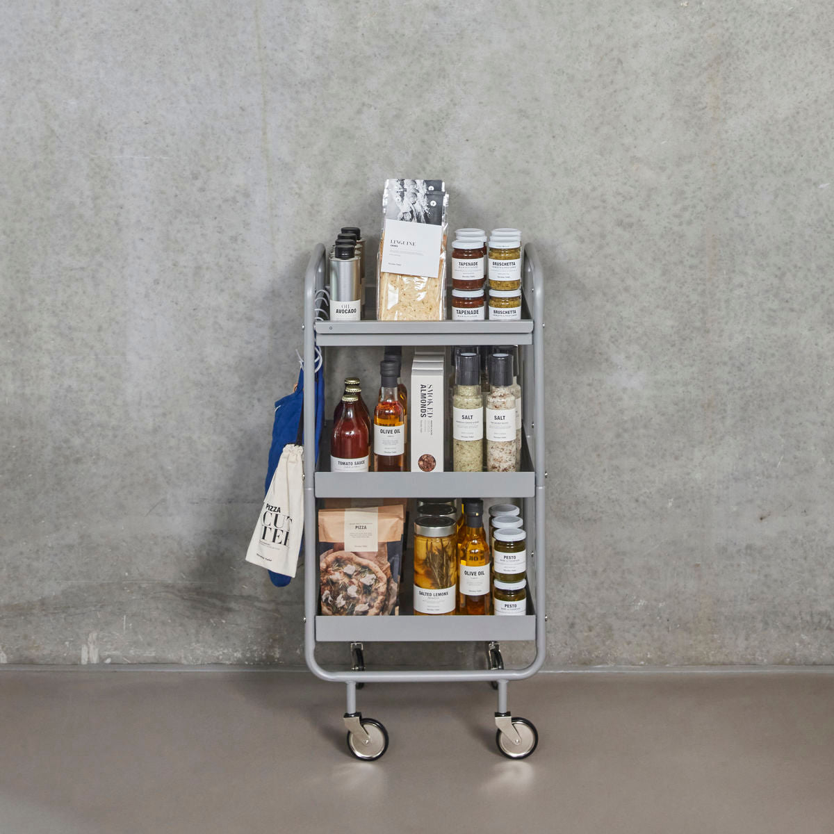 Nicolas Vahe Trolley, nvroll, gris