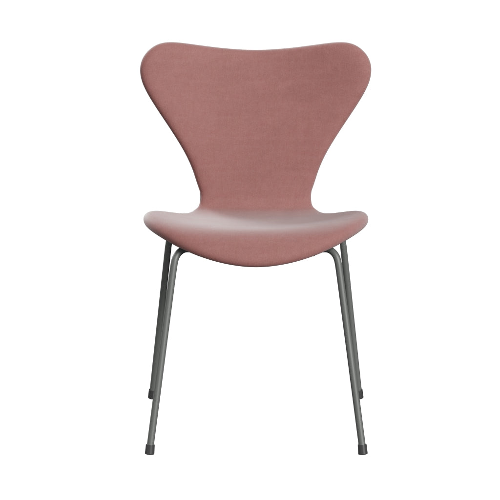 Fritz Hansen 3107 chaise pleine d'ameublement, rose brumeuse en velours gris argenté / Belfast