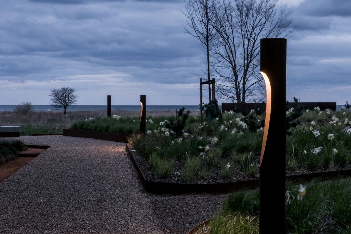 Louis Poulsen Flindt Bollard Class I Led 3000 K 12 W Night Dim Post For In Ground Installation, Corten