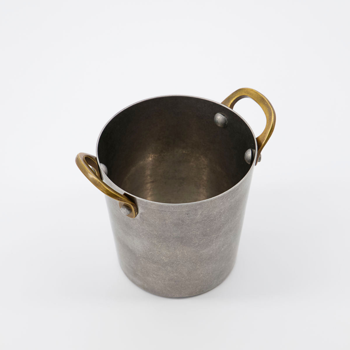 Nicolas Vahe Bucket, NVPresentation, Silver finish