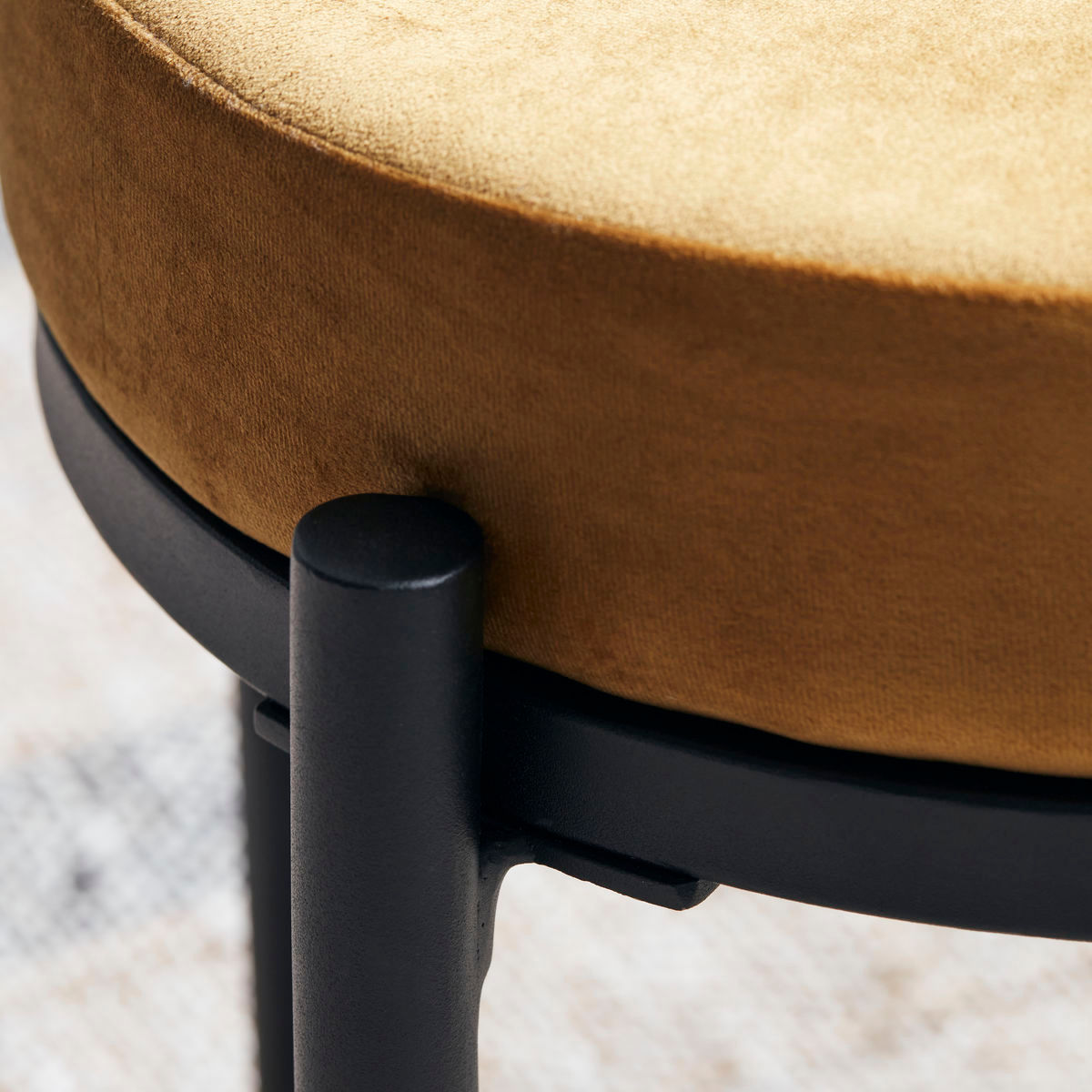 Huis Doctor Stool, Hdlao, Dark Olive