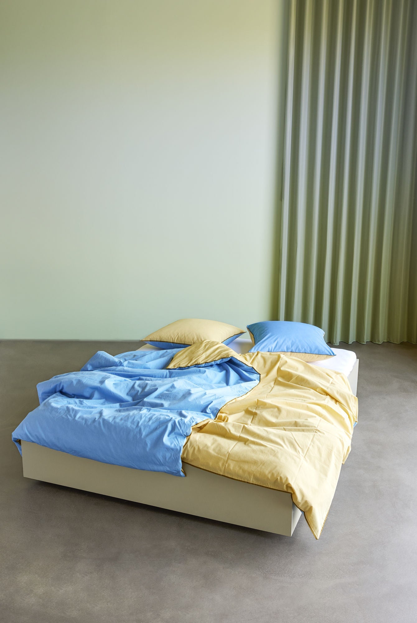 Hübsch Aki Bed Linen 80/200 blauw/geel