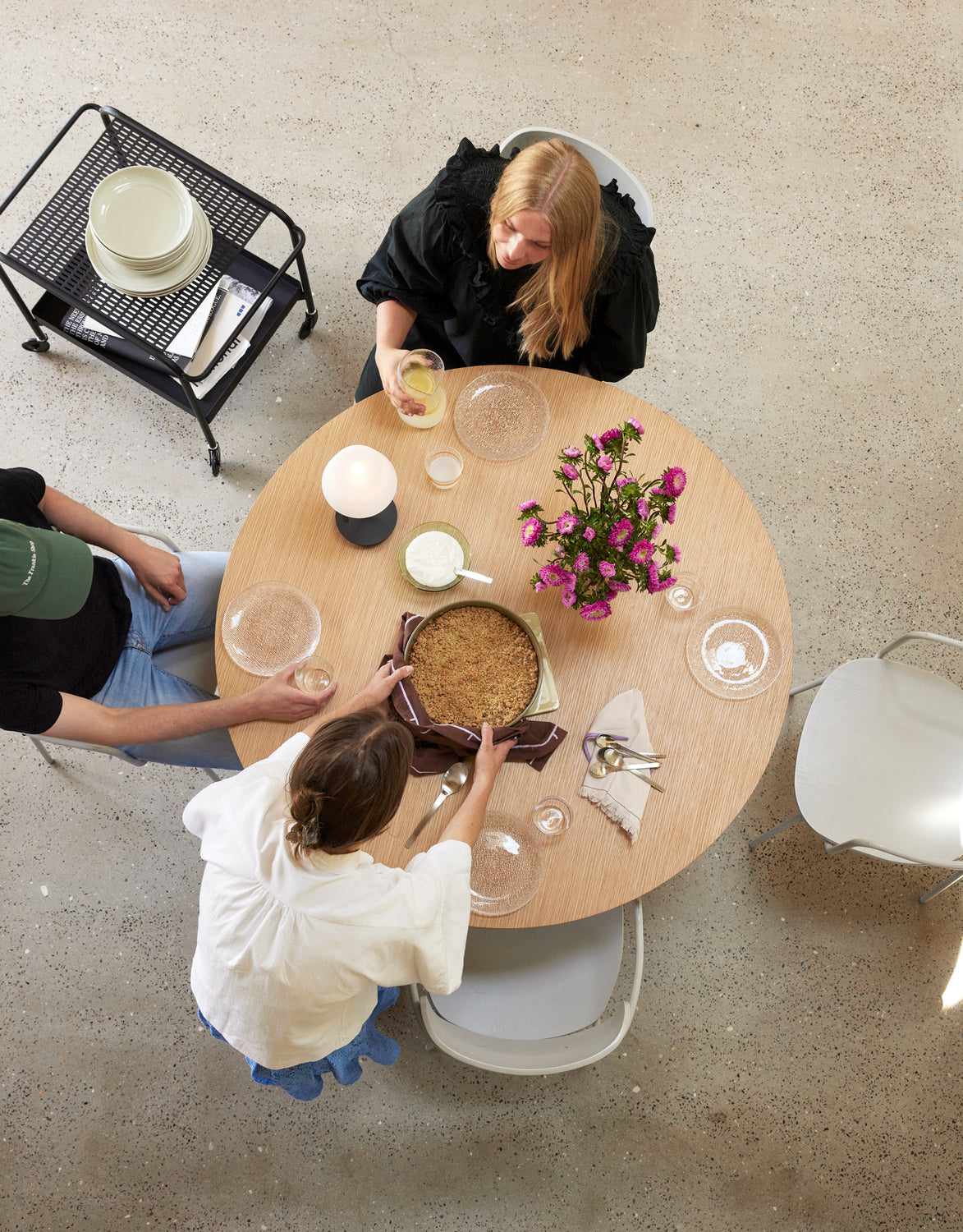 Hübsch Straight Dining Table