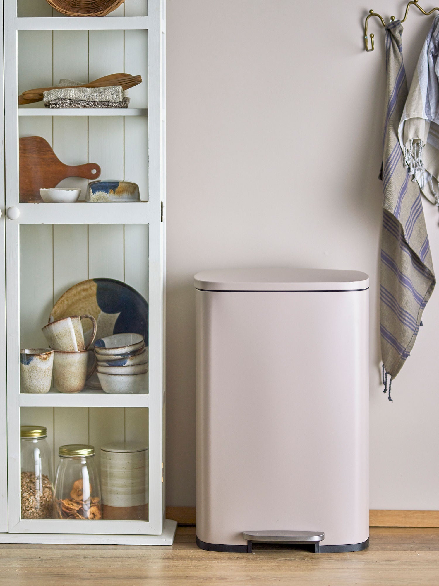 Bloomingville Leian Dustbin, Rose, Ferro