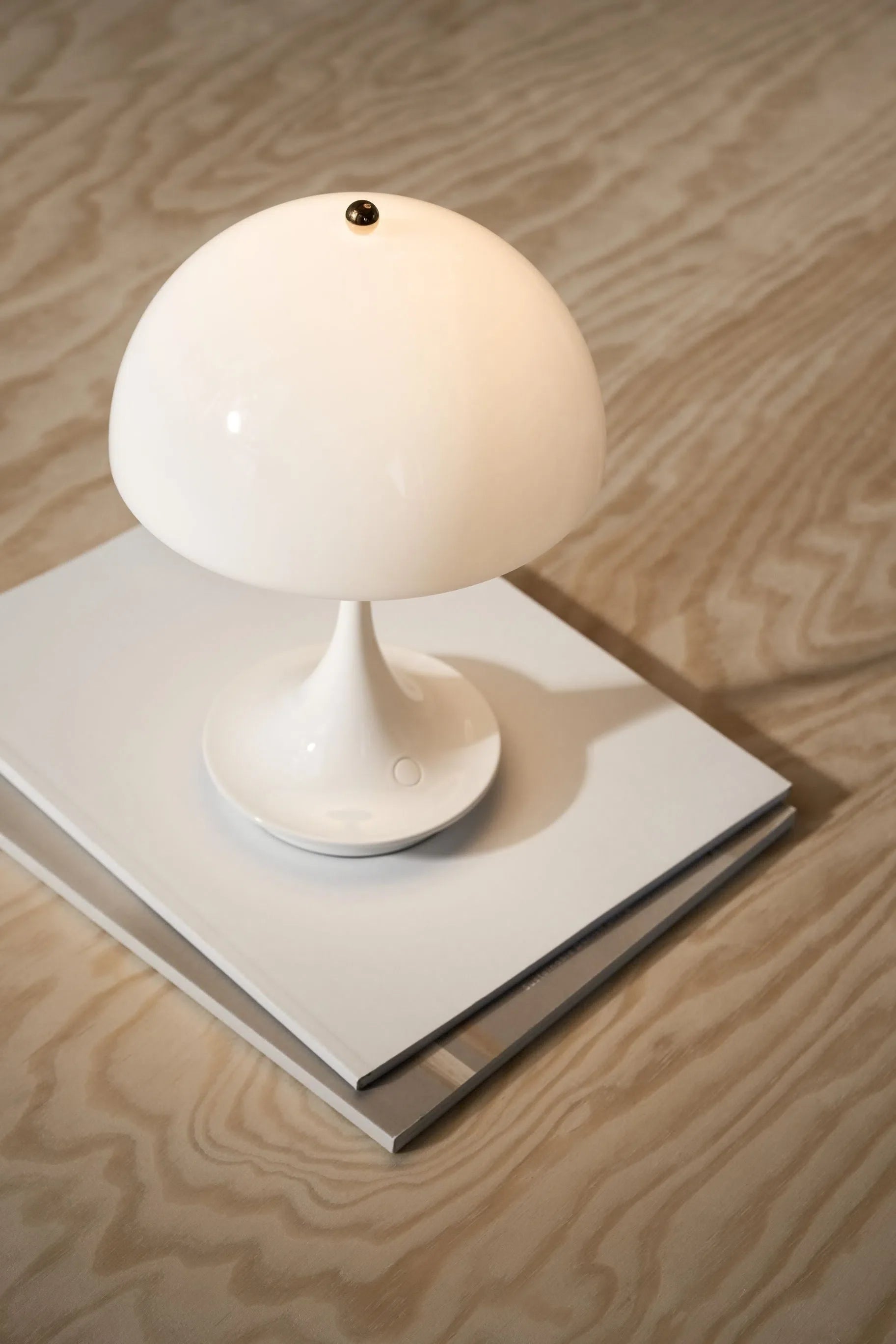 Louis Poulsen Panthella 160 Portable Table Lampe, édition anniversaire