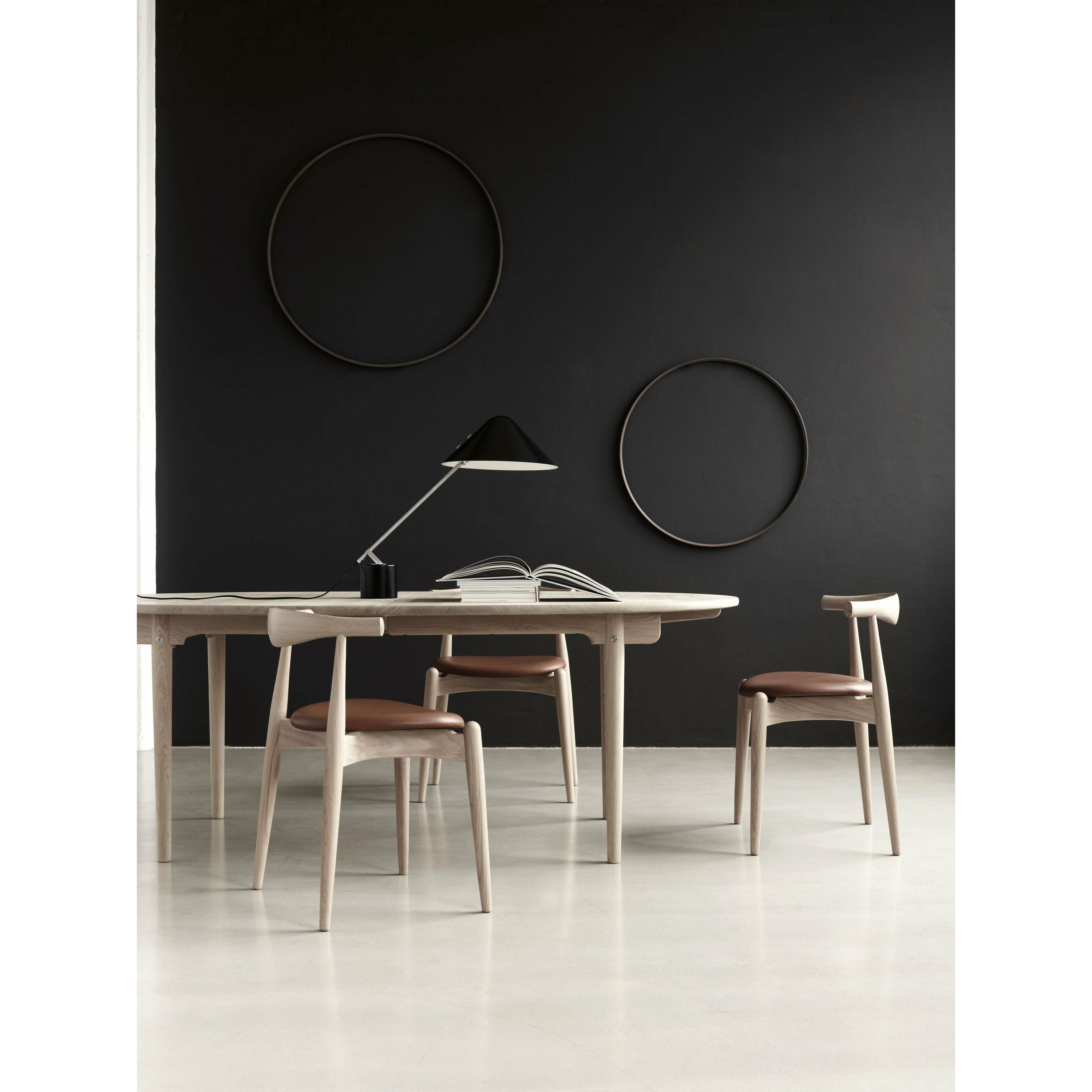 Silla de codo Carl Hansen CH20, roble engrasado/Loke 7240