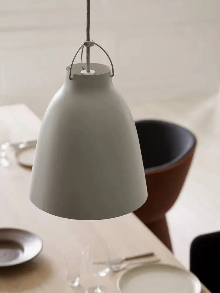 Fritz Hansen Caravaggio P1 Pendant Ø16,5 cm, varm grå