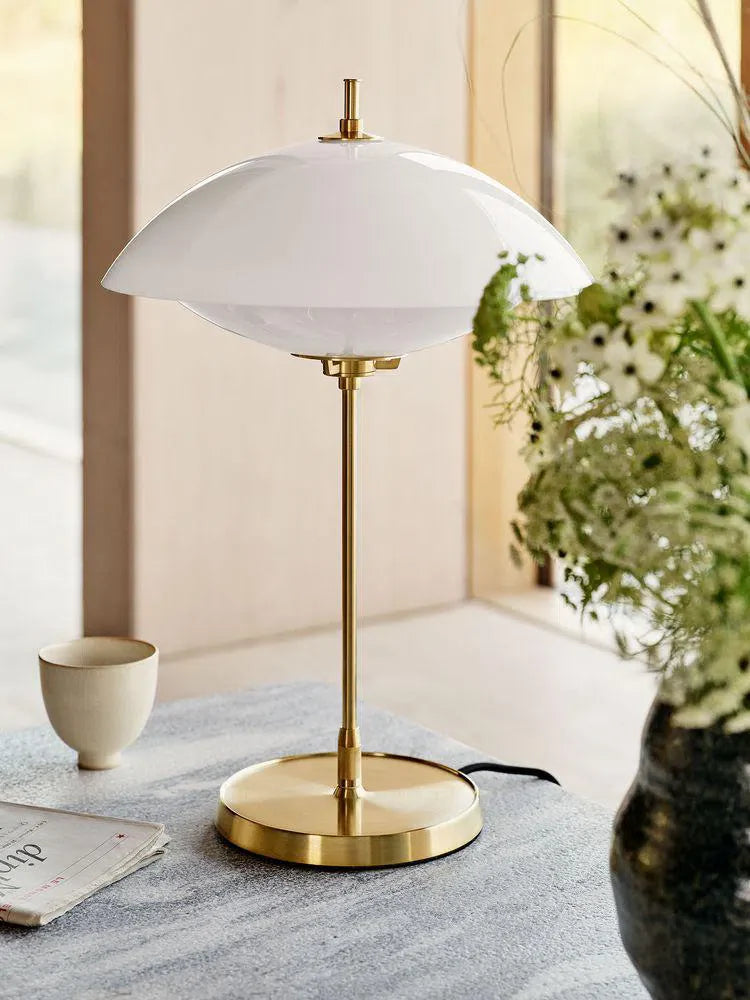 Fritz Hansen Clam tafellamp, Ø33 cm