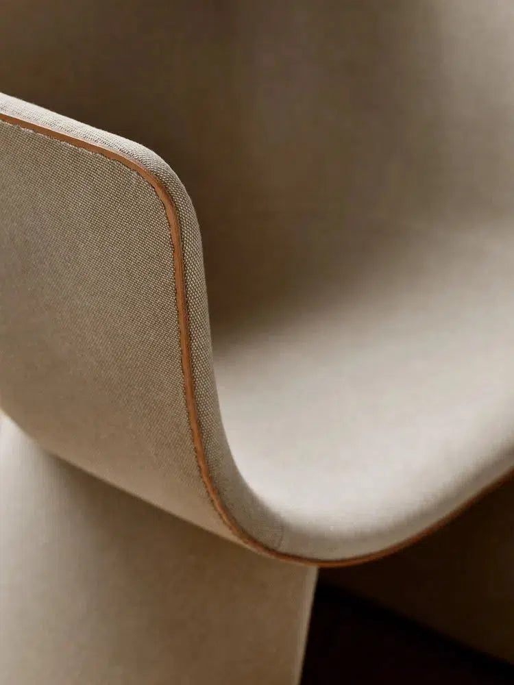 Fritz Hansen Monolit CM220 Chaise de salle à manger, châtaignier / beige.