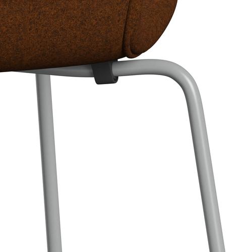 Fritz Hansen 3107 Chair Full Upholstery, Nine Grey/Divina Melange Burnt Orange