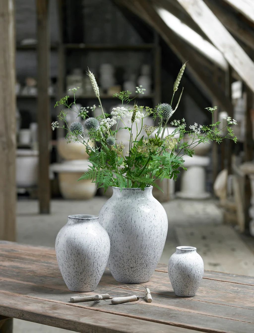 Knabstrup Keramik Vase H 12,5 cm, weiß/grau