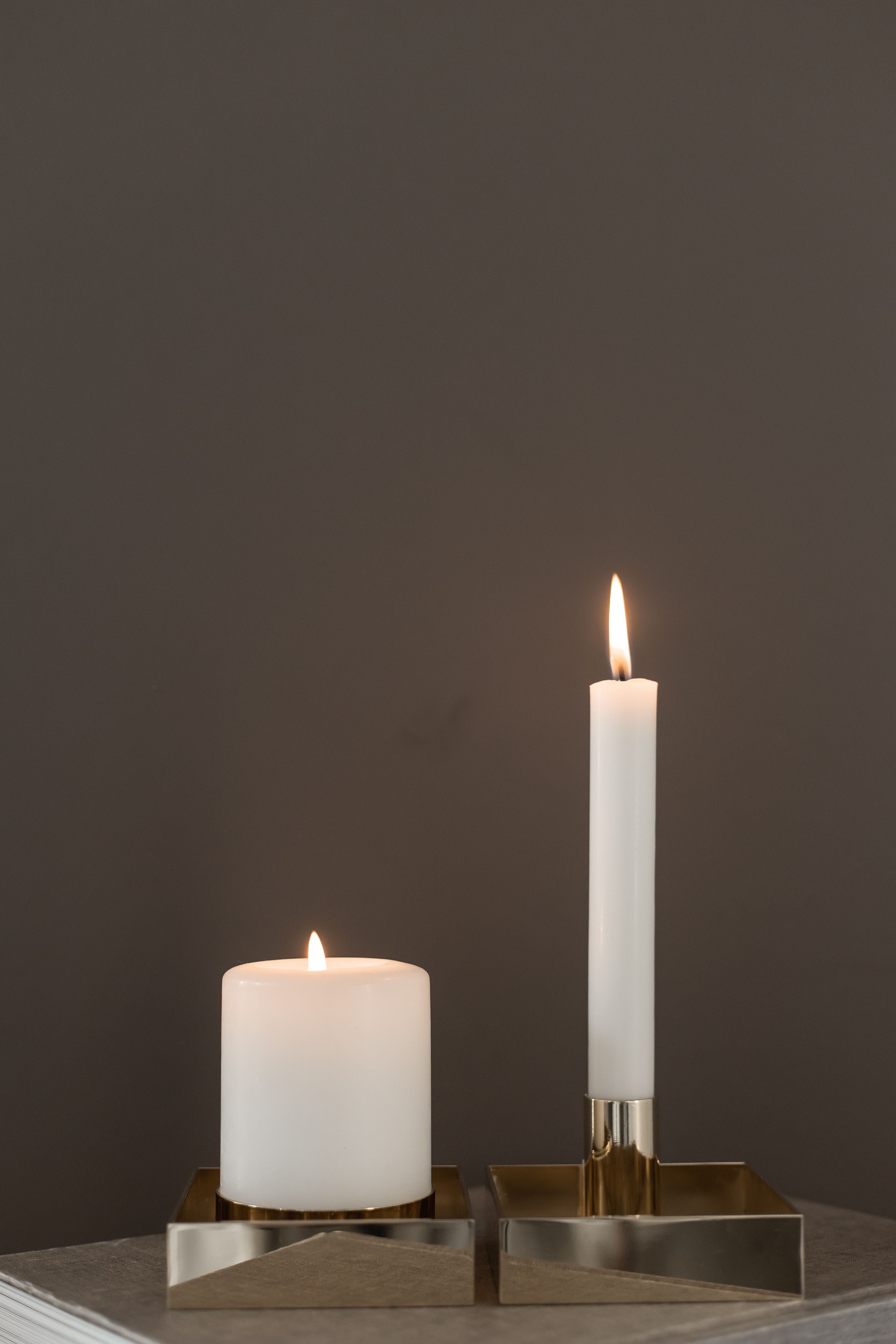 Malling Living Edge Block Candlestick, laiton brossé