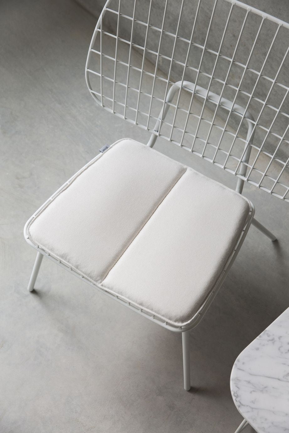 Audo Copenhague Wm String Seat Cushion intérieur / salle à manger, gris foncé