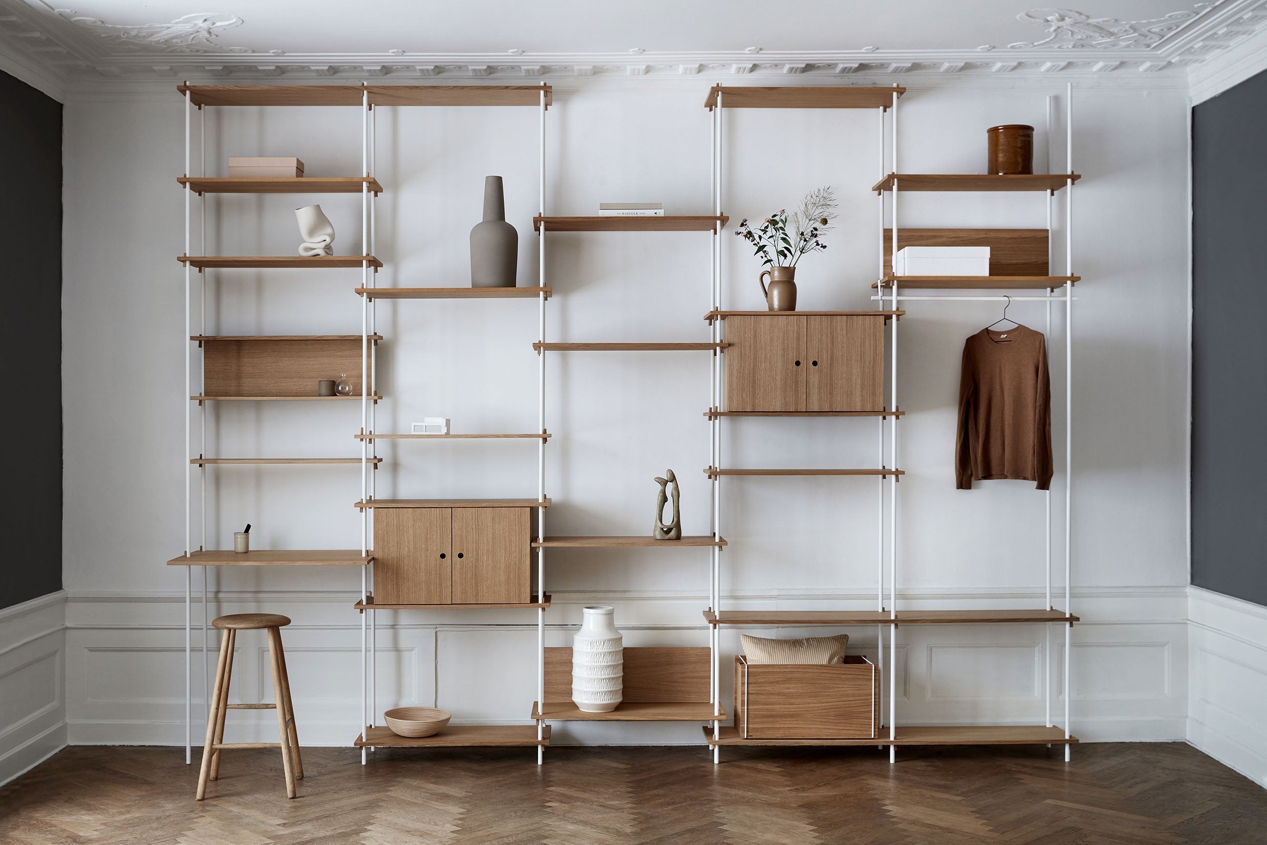 Moebe Shelving System S.200.2.B, Oak/White