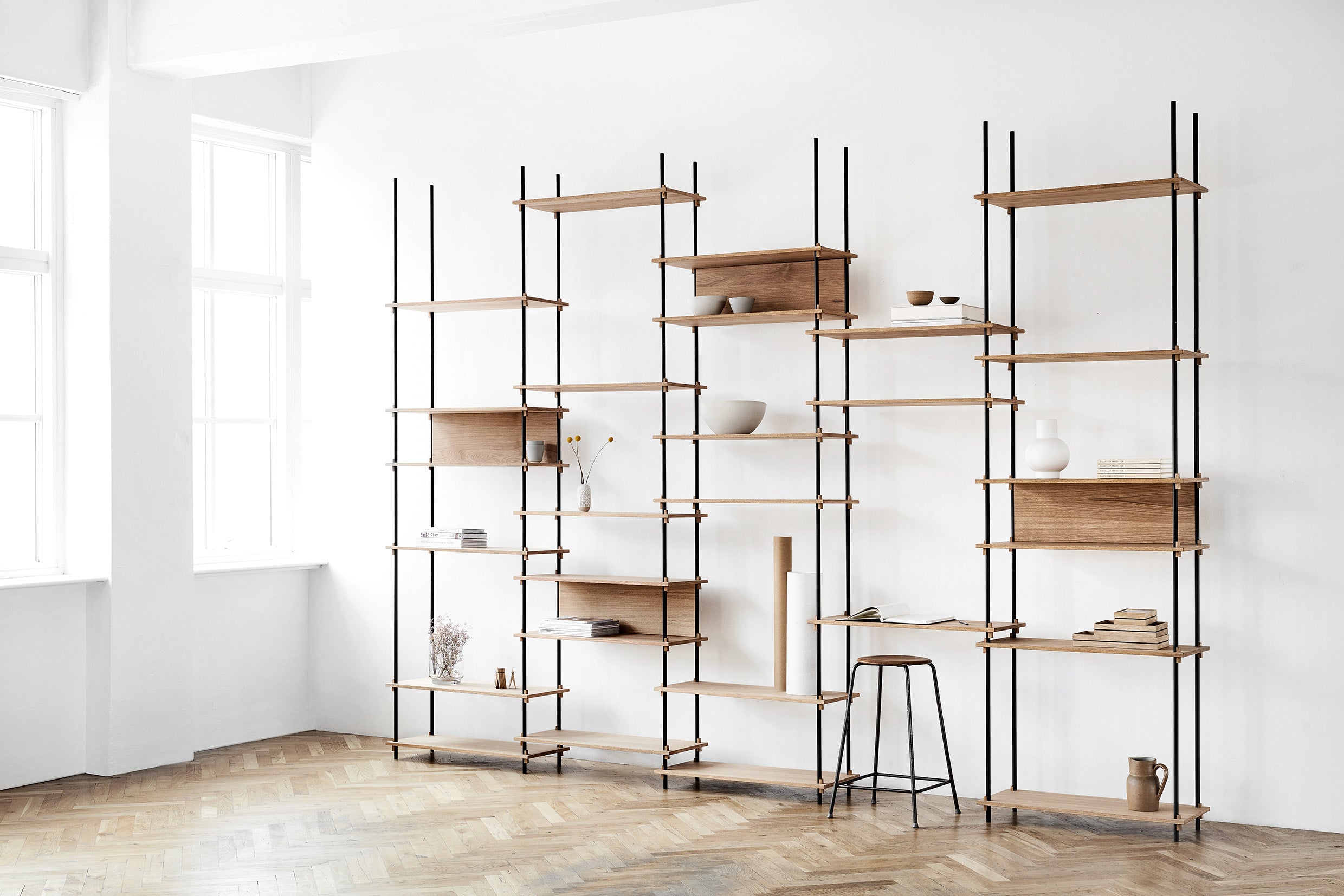 Moebe Shelving System S.255.1.B, Oak/Black