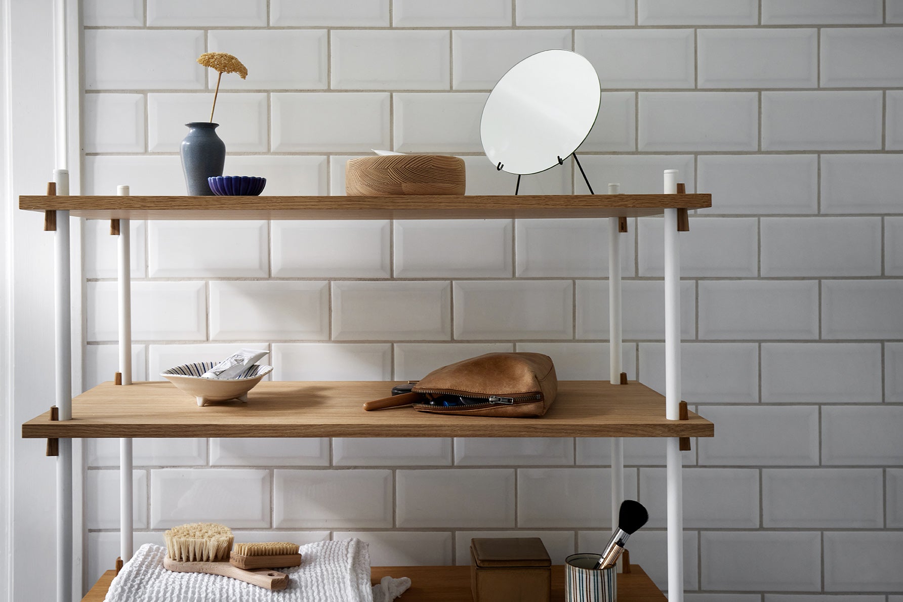 Moebe Shelving System S.255.2.B, Oak/White