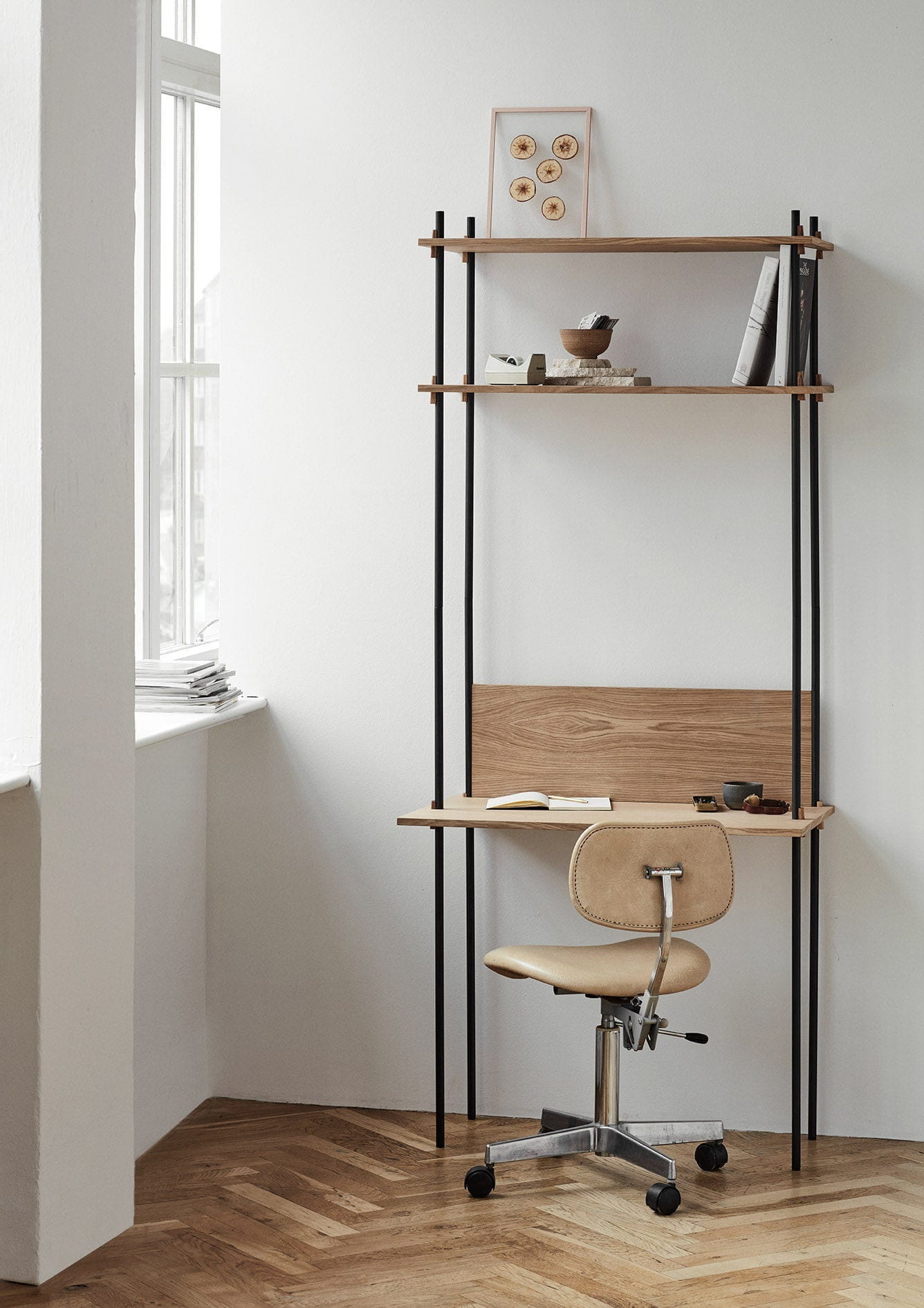 Moebe Shelving System S.255.3.B, Oak/Black