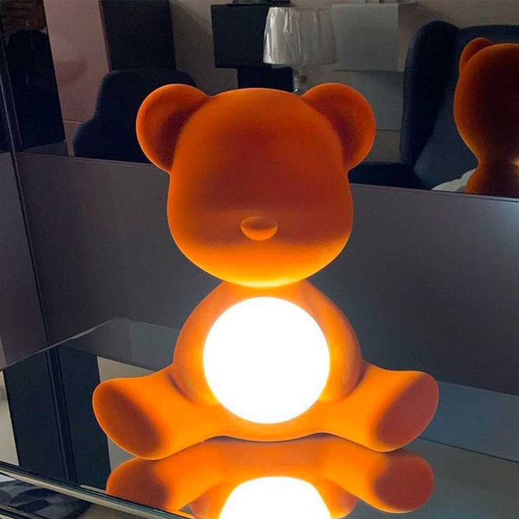 QEEOOO TEDDY GIRL LED RECHARGable Table Table Lampe finale en velours, brun foncé