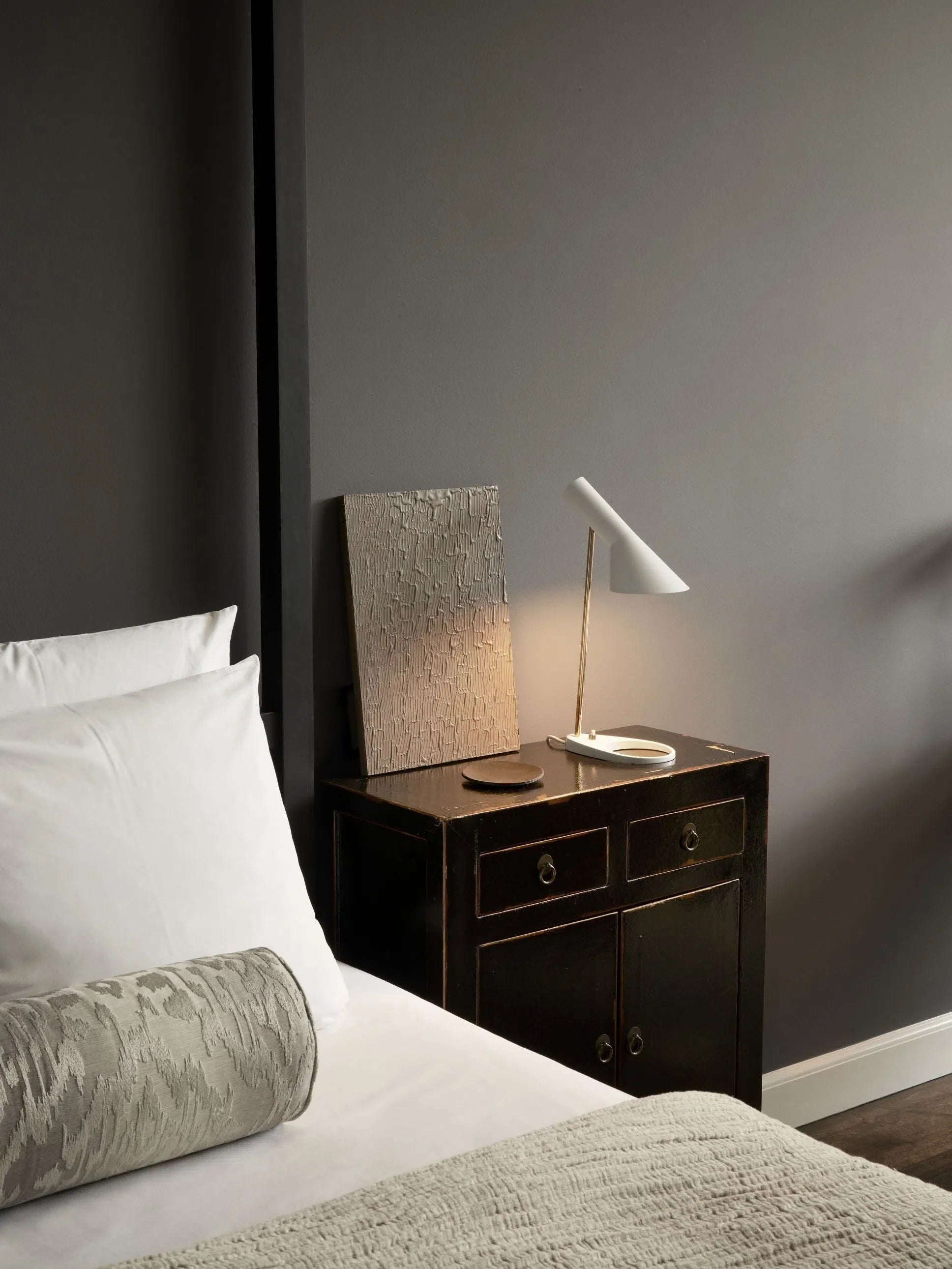 Louis Poulsen AJ Mini Table Table Lamp, édition anniversaire