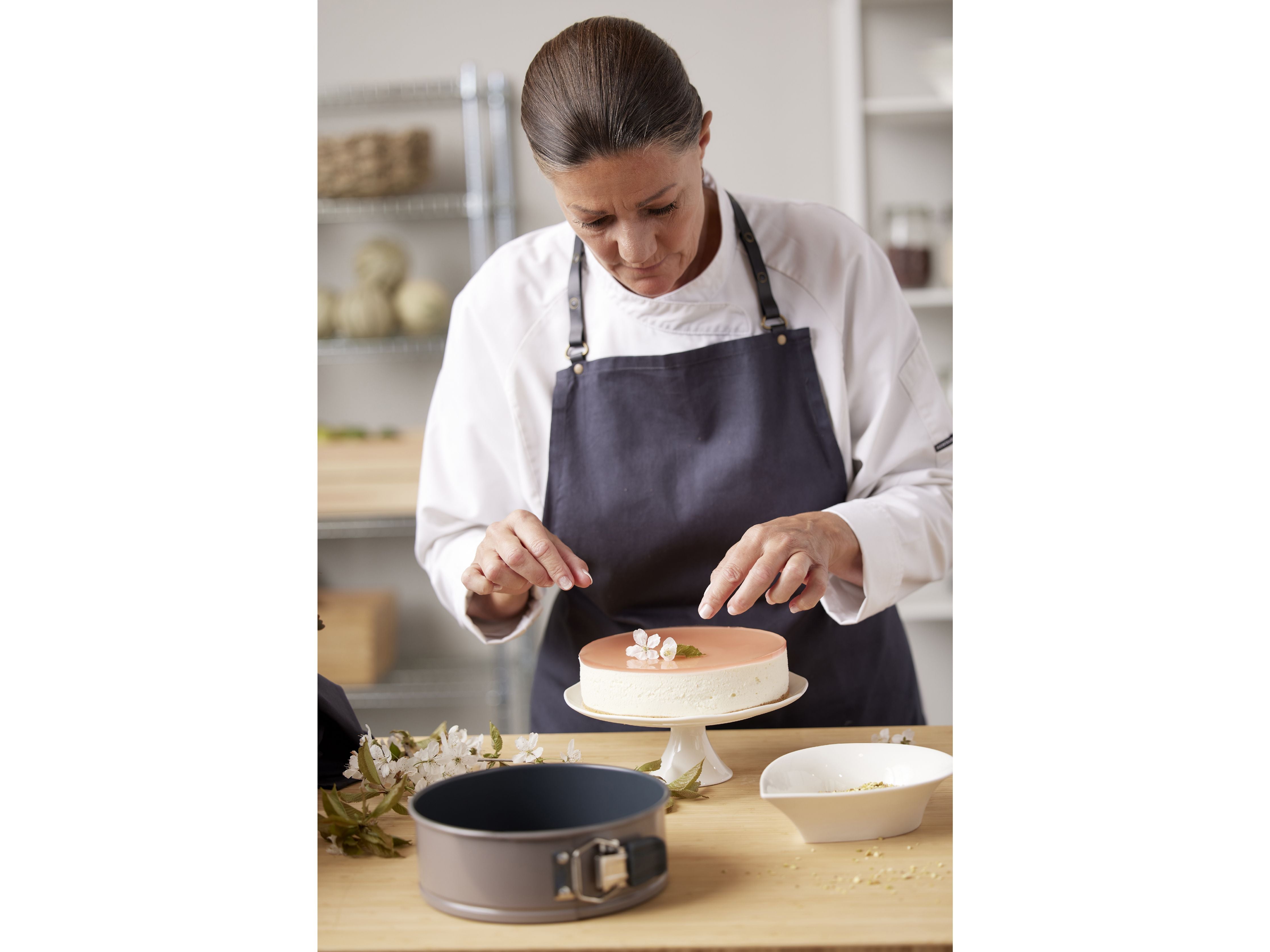 [product_category]-Blomsterbergs Cake Tin Latte, ø 20 Cm-Blomsterbergs-5722000309017-30901-BLO-16