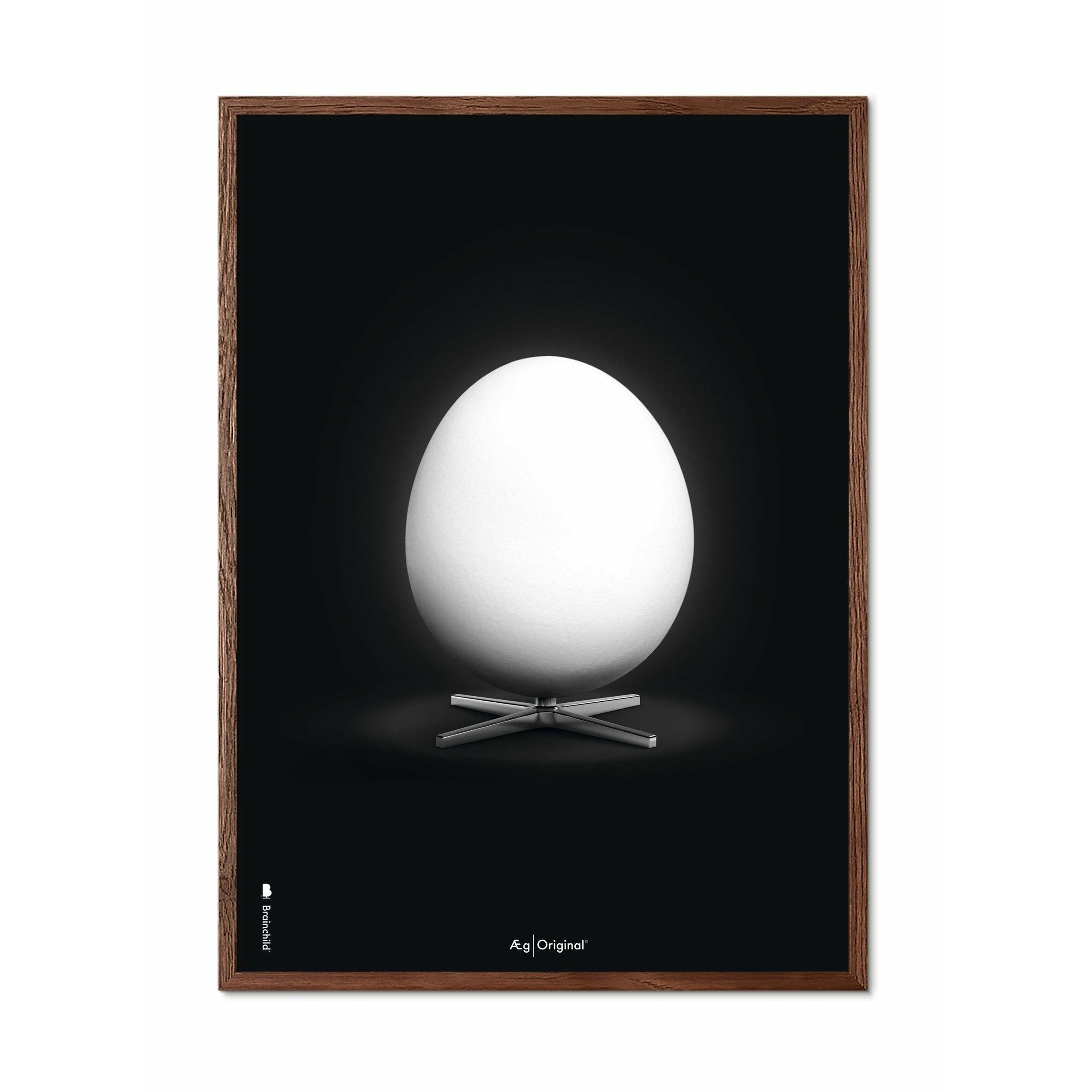 Brainchild Egg Classic Poster, ram gjord av mörkt trä 30x40 cm, svart bakgrund