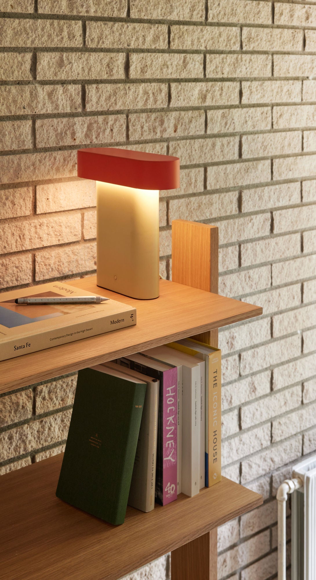 Hübsch Sleek Table Lamp Green / Rouge