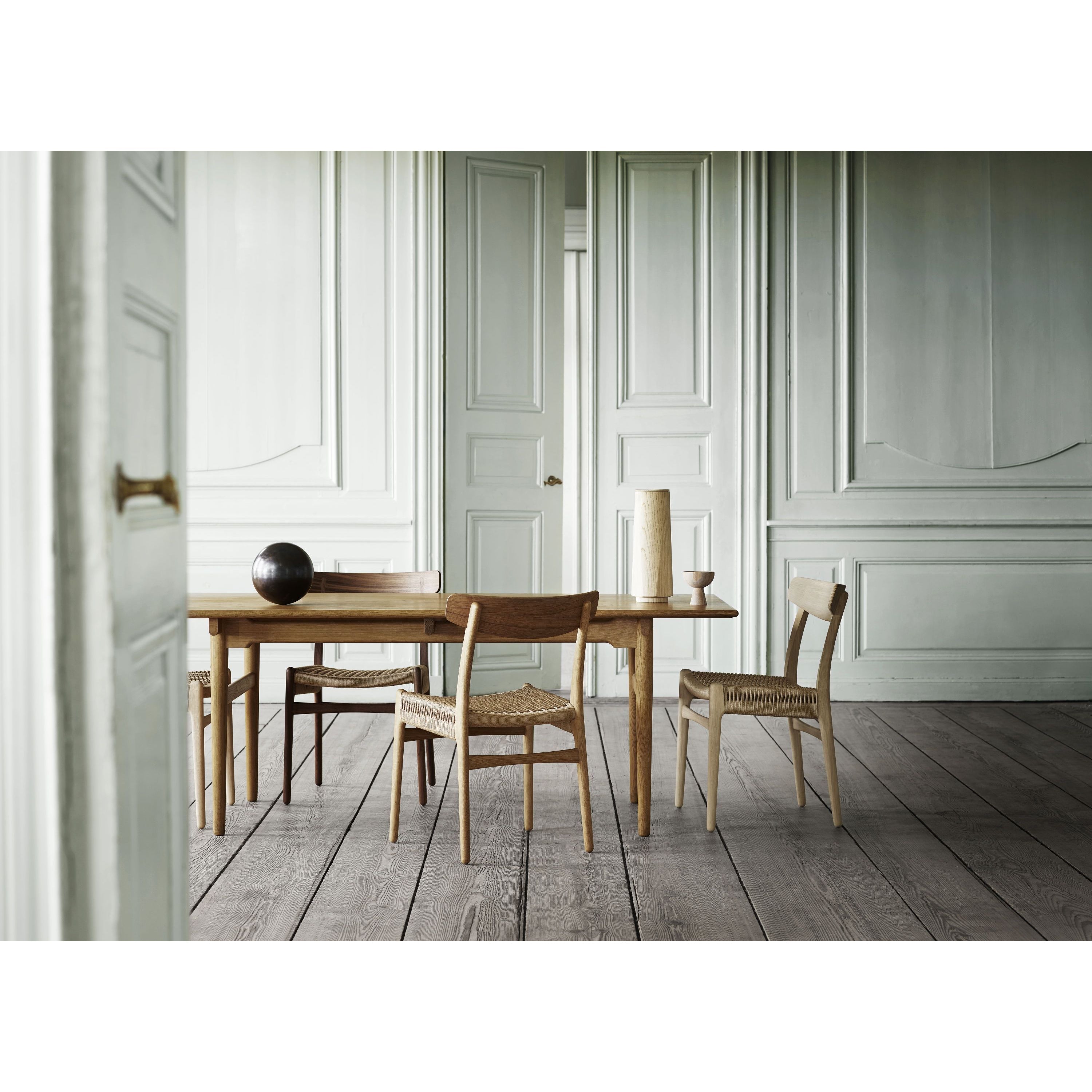 Silla Carl Hansen CH23, roble en jabón/cordón natural