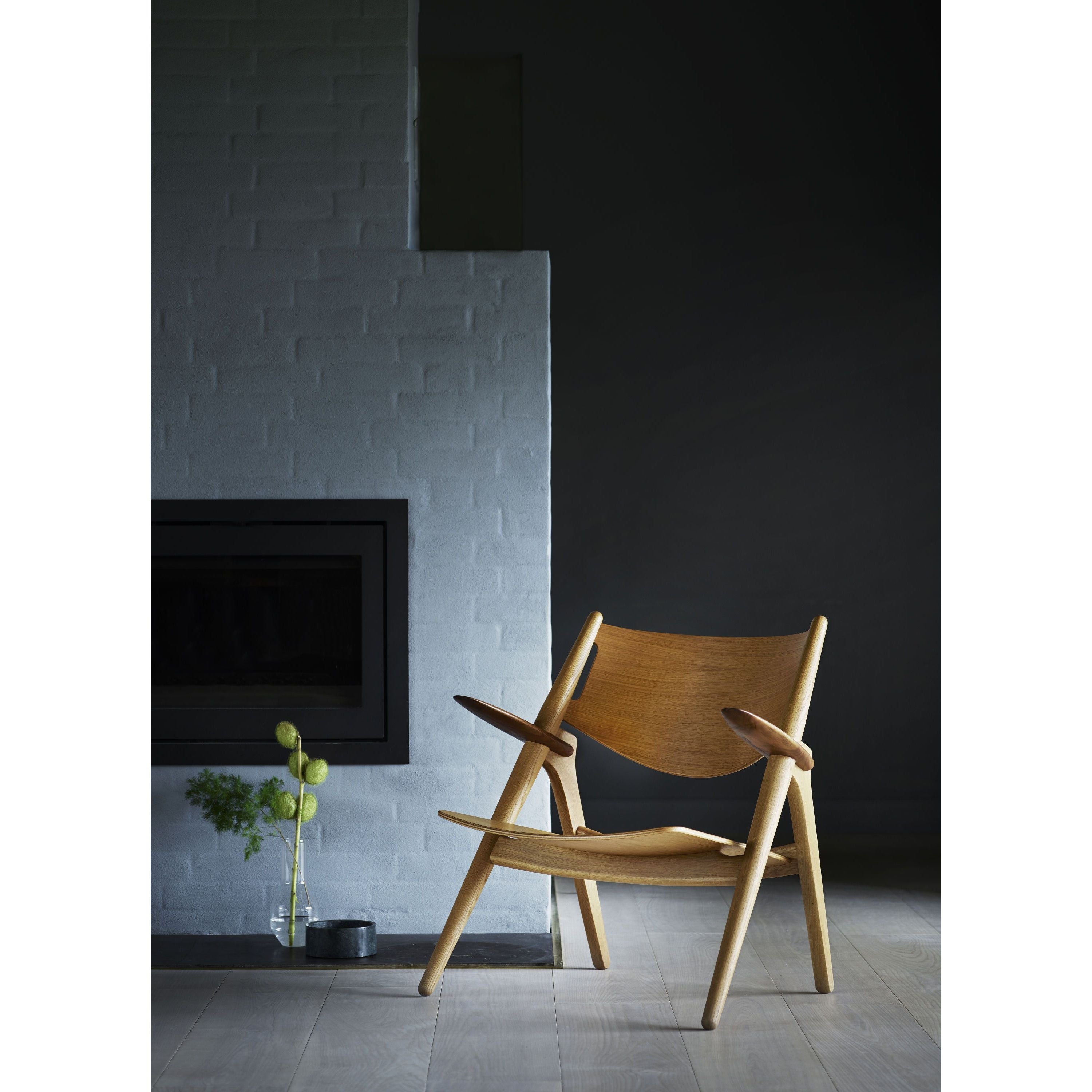 Carl Hansen Ch28 T Armchair, Oiled Oak/Natural