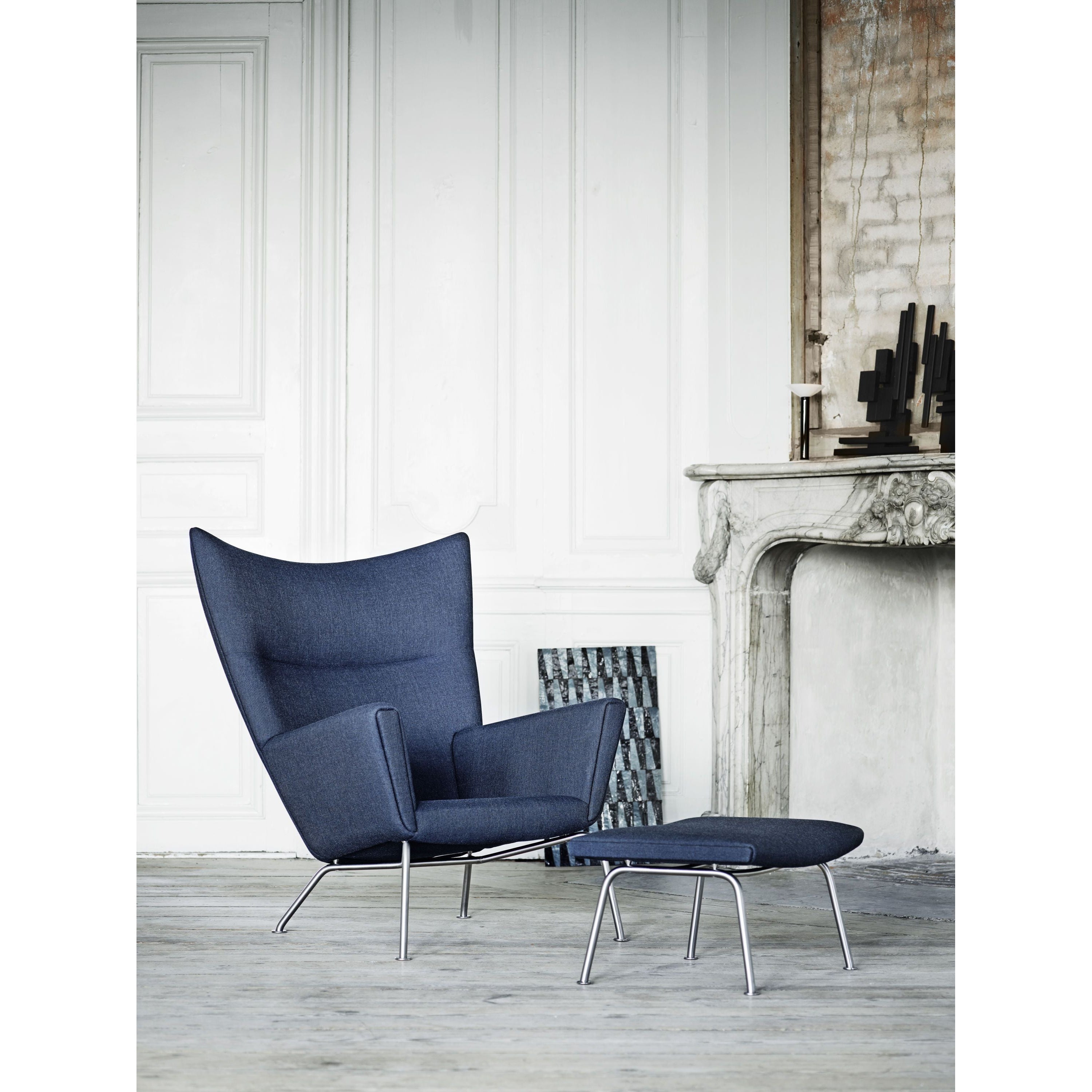 Carl Hansen CH56 Barhocker, geölte Walnuss/braune Leder