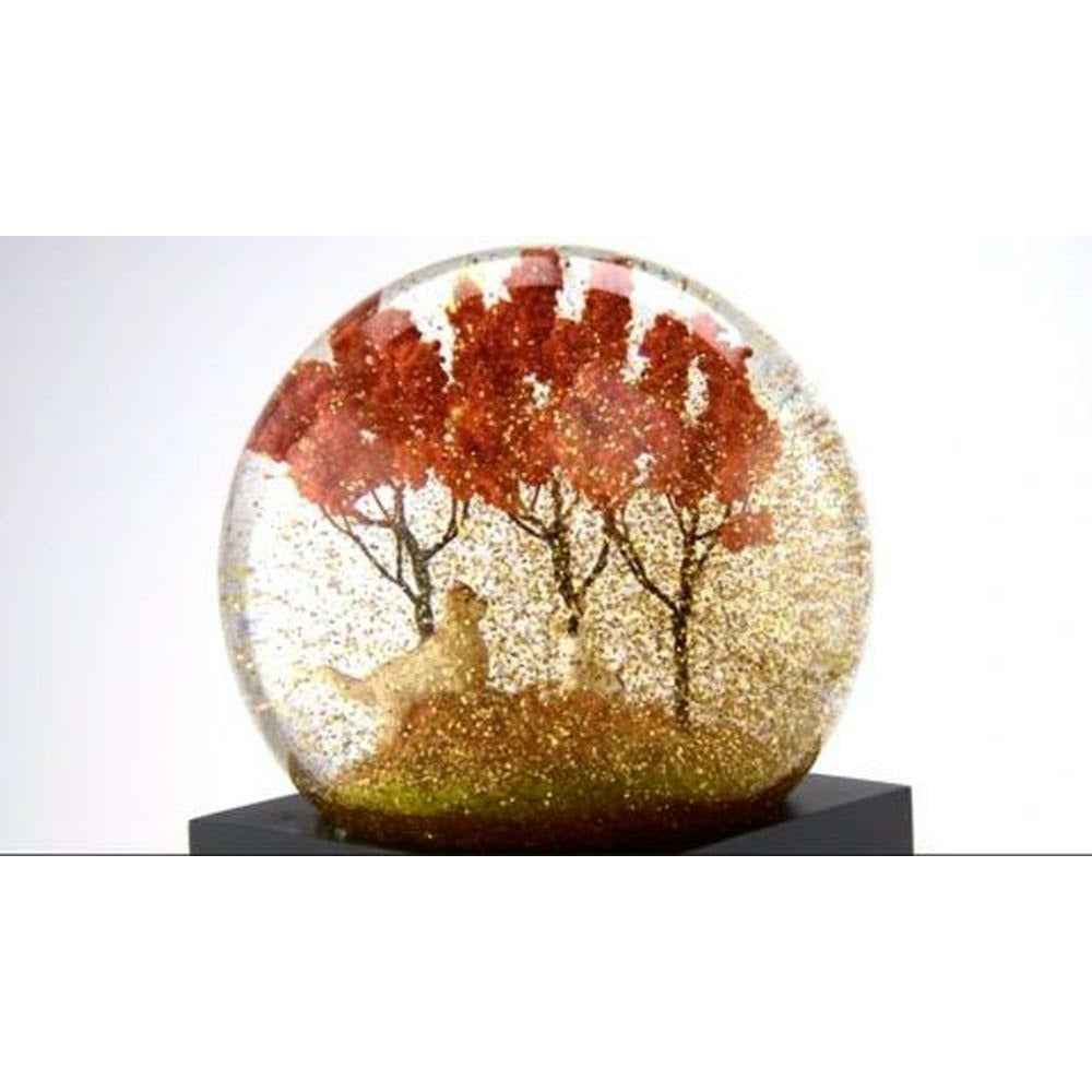 Cool Snow Globes Autumn Pals