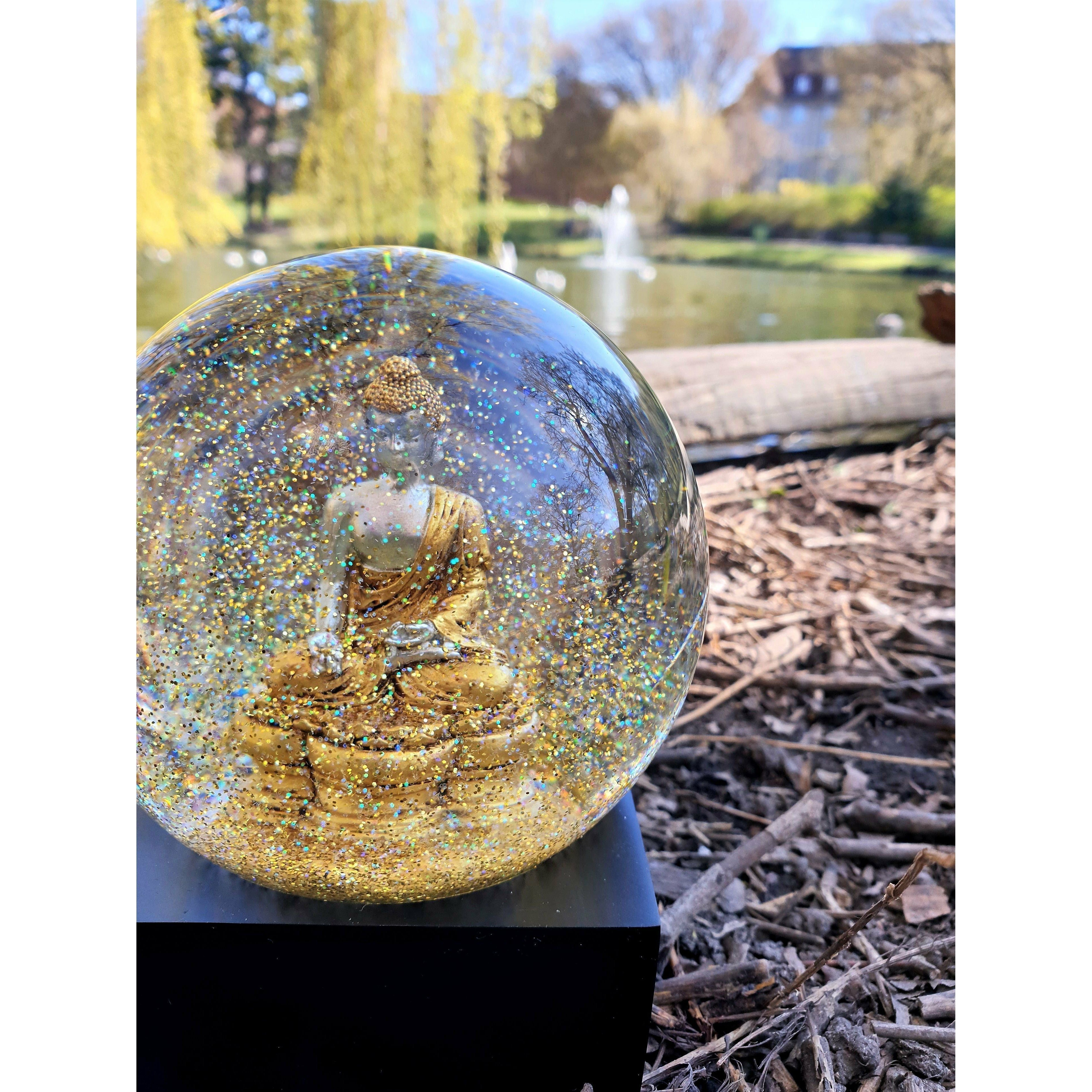 Cool Snow Globes Buddha Gold