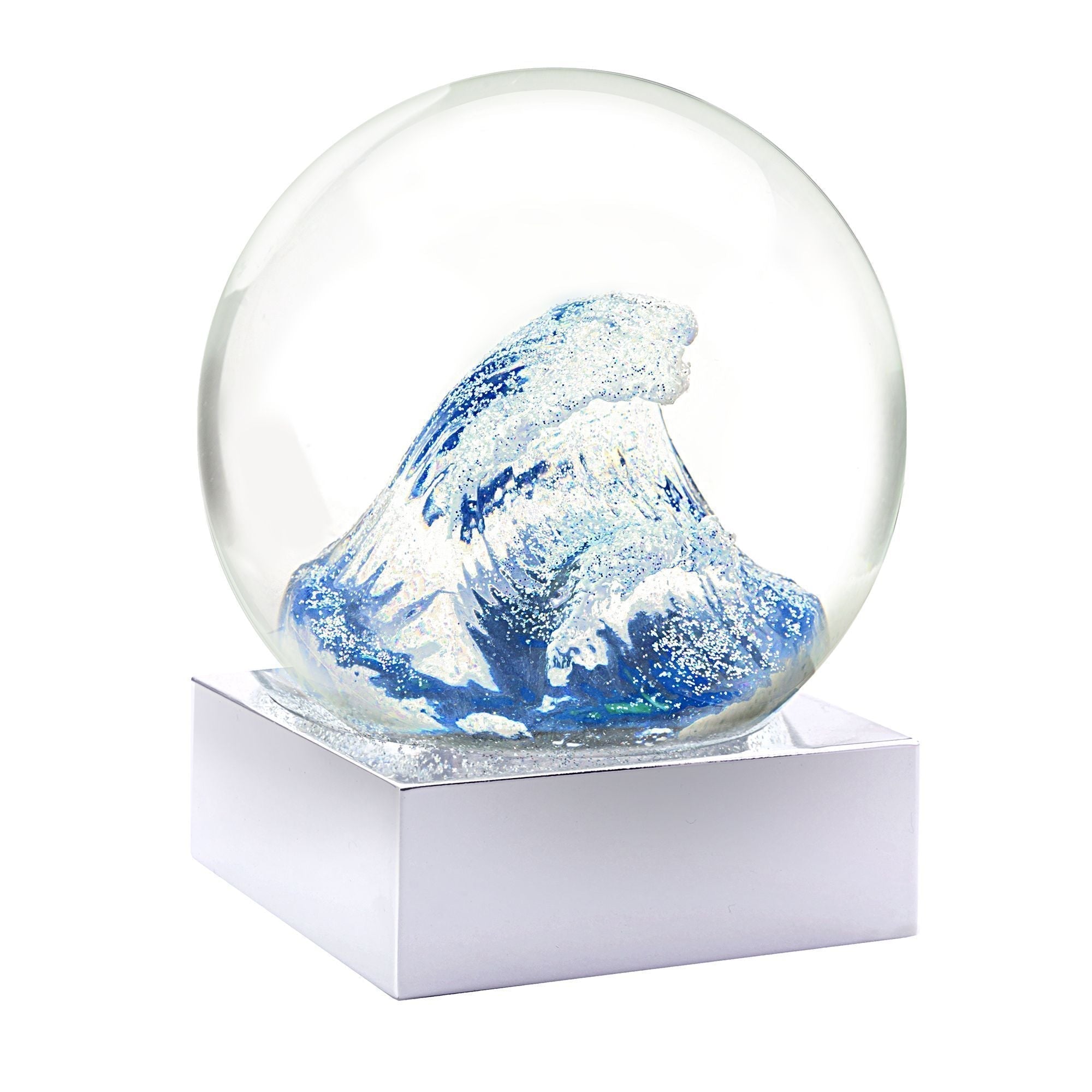 Fonde des globes de neige fraîche