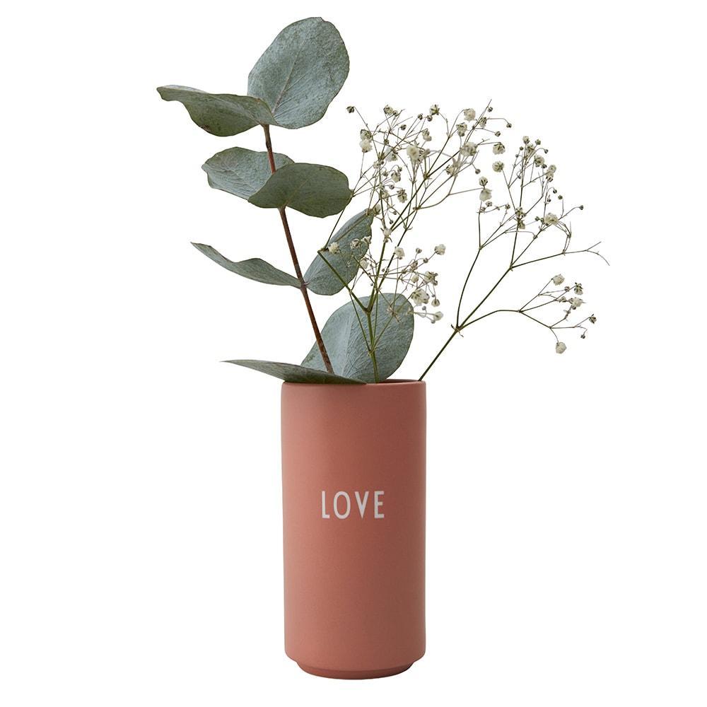 Designbuchstaben Lieblings Vase Love, nackt