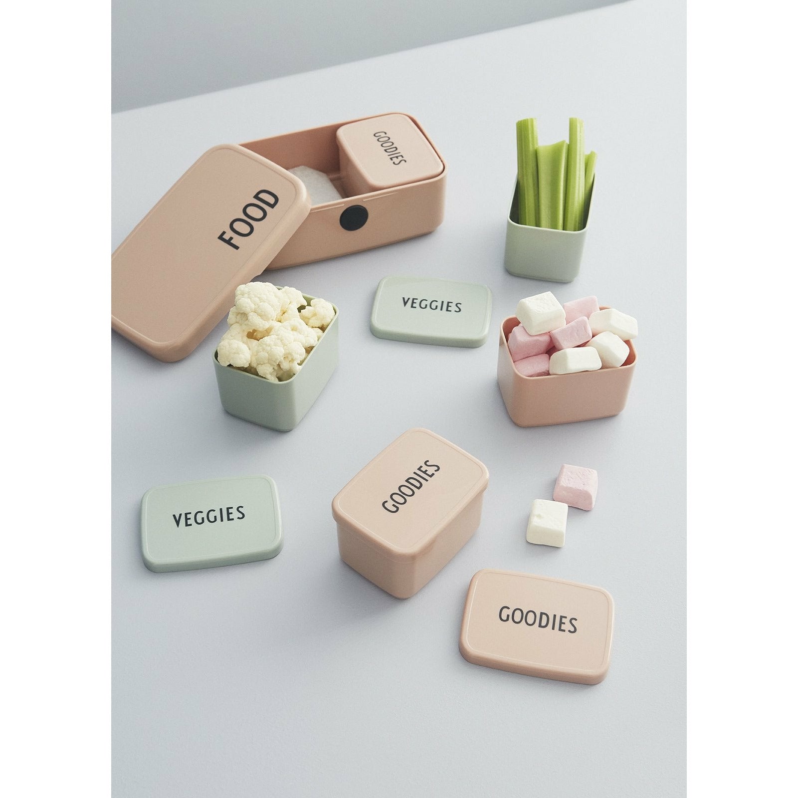 Design Letters Snack Box, Nude