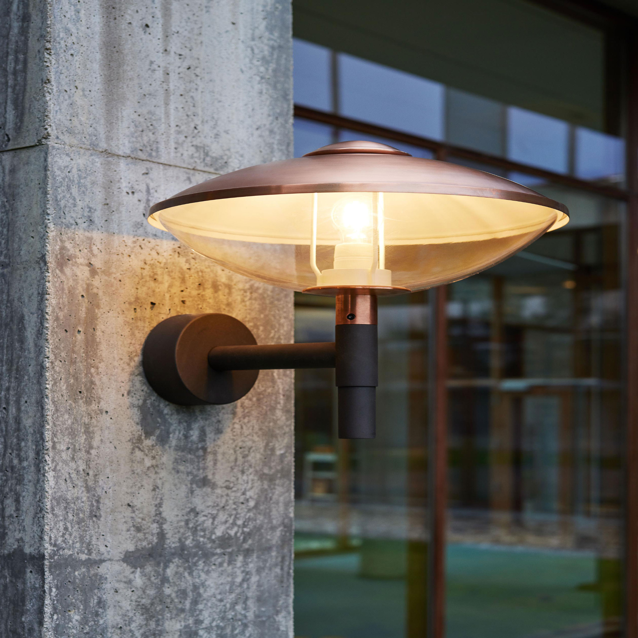 Fritz Hansen Hl410™ Outdoor Wall Lamp