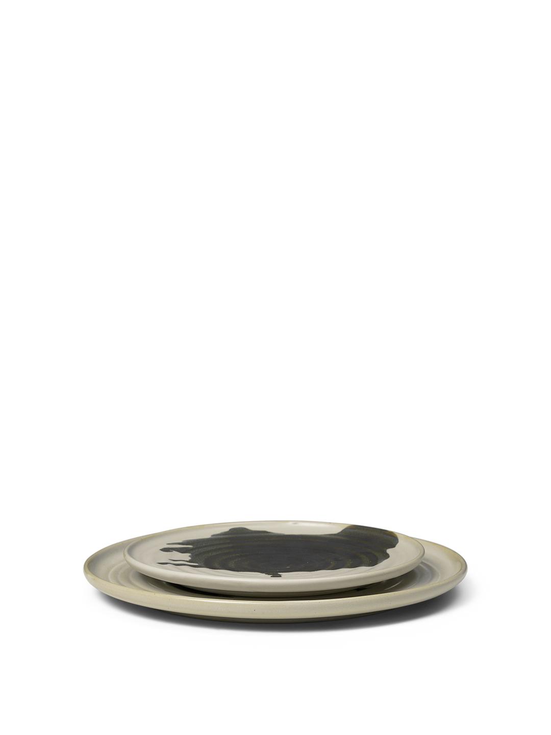 [product_category]-Ferm Living Omhu Plate Medium, Off White/Charcoal-Ferm Living-5704723282853-1104265319-FER-5