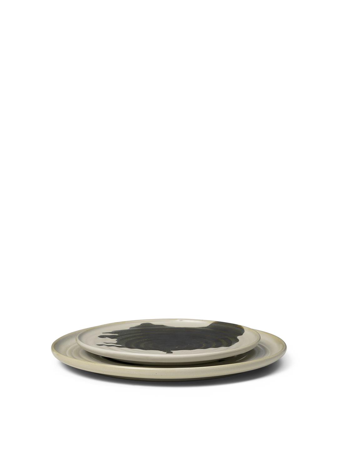 [product_category]-Ferm Living Omhu Plate Small, Off White/Charcoal-Ferm Living-5704723282860-1104265320-FER-5