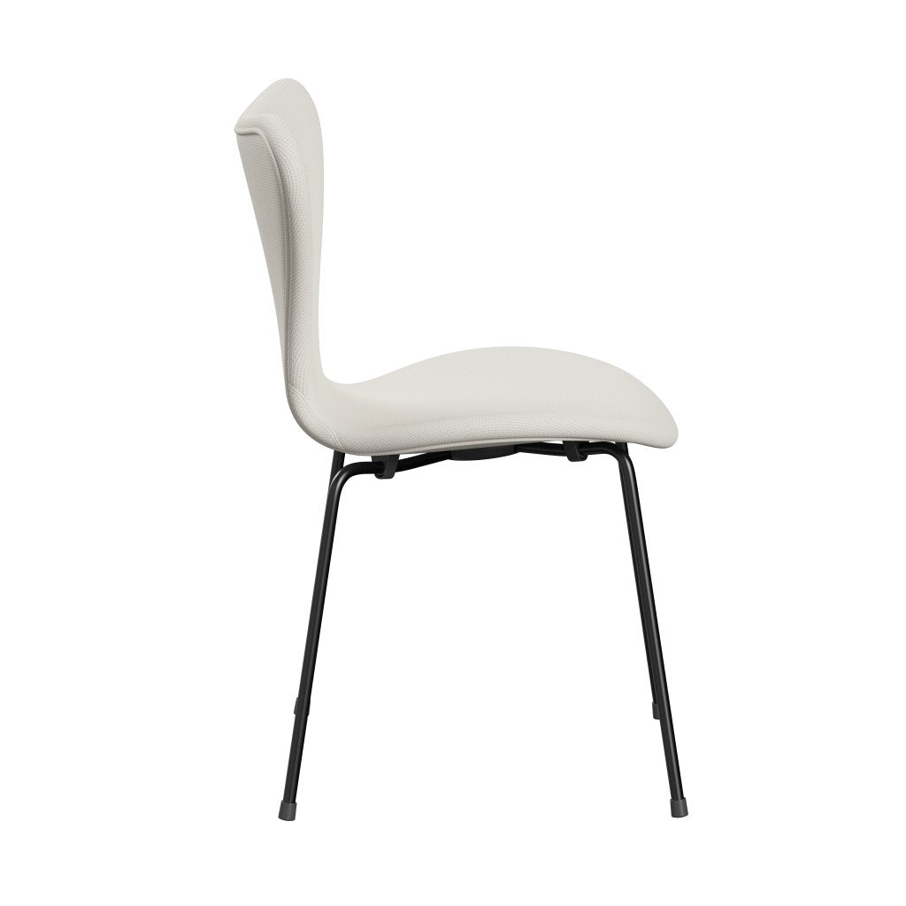 Fritz Hansen 3107 Chair Full Upholstery, Black/Diablo Snow