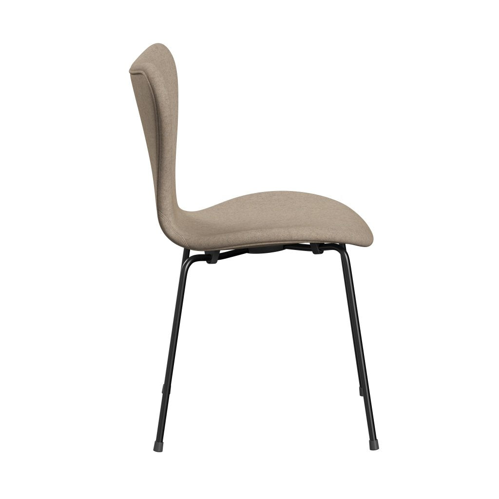 Fritz Hansen 3107 Silla tapicería completa, color de arena negra/Divina MD