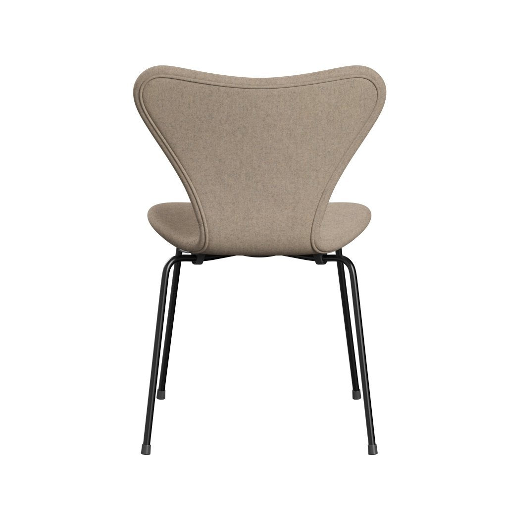 Fritz Hansen 3107 Silla tapicería completa, color de arena negra/Divina MD