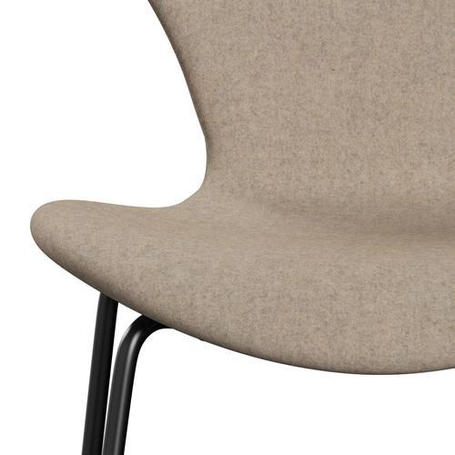 Fritz Hansen 3107 Chair Full Upholstery, Black/Divina Md Sand Colours