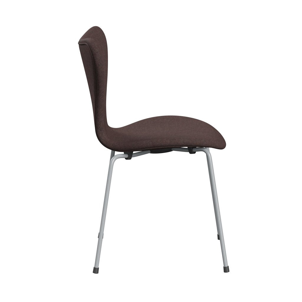 Fritz Hansen 3107 Stuhl Vollbeziegele, Silbergrau/Remix Haselnuss