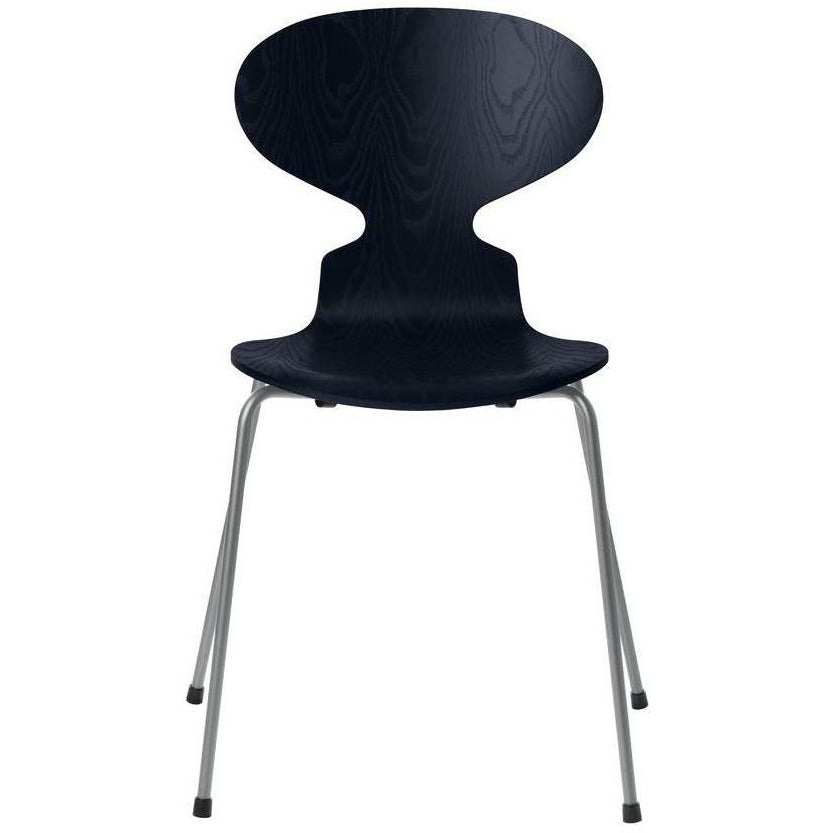 Fritz Hansen Ant chaise teintée de cendres de la nuit bleue, base de gris argenté