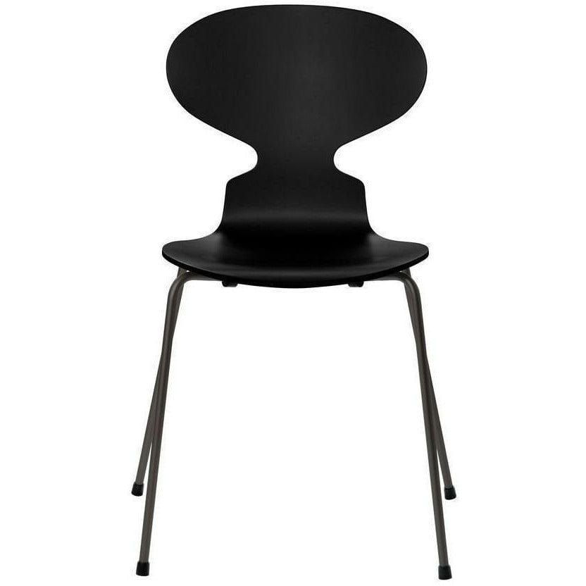 Chaise de fourmi fritz hansen coque noire laquée, base de graphite chaud