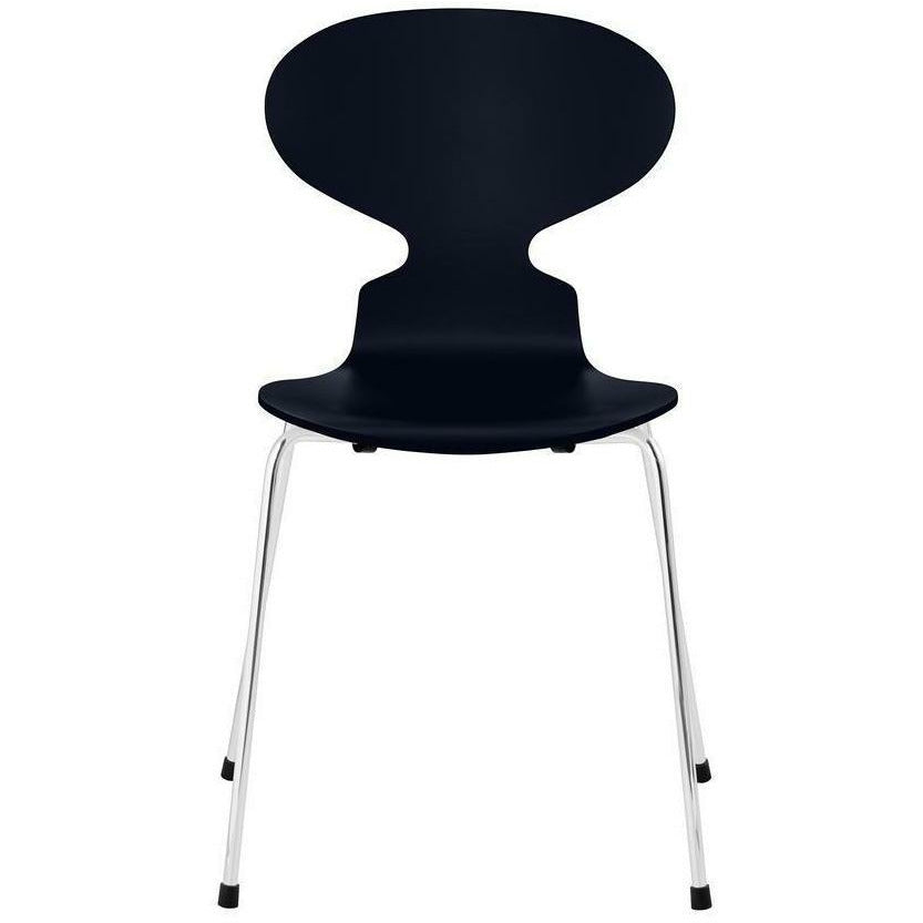 Chaise de fourmi fritz hansen laquée coque bleue de minuit, base en acier chromé