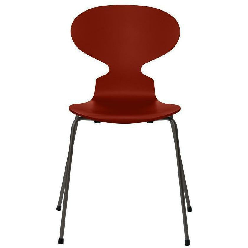 Chaise de fourmi fritz hansen laquée coquille rouge vénitien, base de graphite chaud