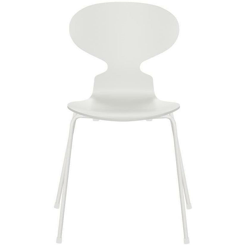 Chaise de fourmi fritz hansen coquille blanche laquée, base blanche