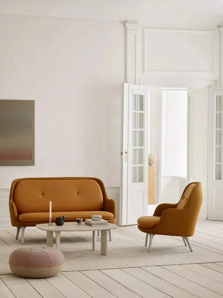 Fritz Hansen Fran JH150MU 2-Sitzer-Sofa, goldener Ocker/verbranntes Gelb