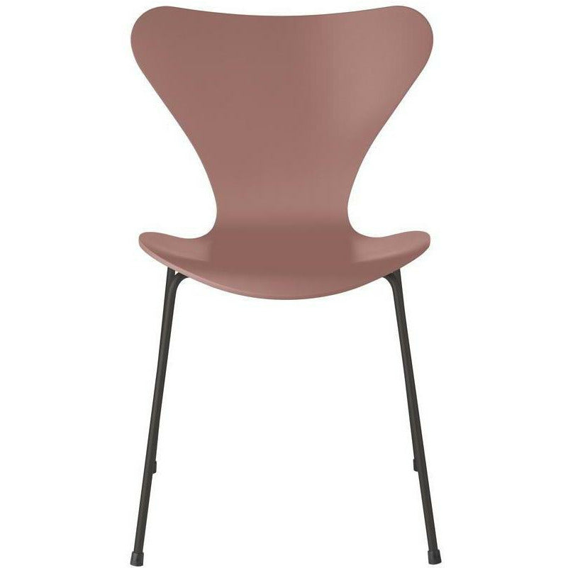 Fritz Hansen Series 7 Chair Lacquered Wild Rose Bowl, Warm Graphite Base