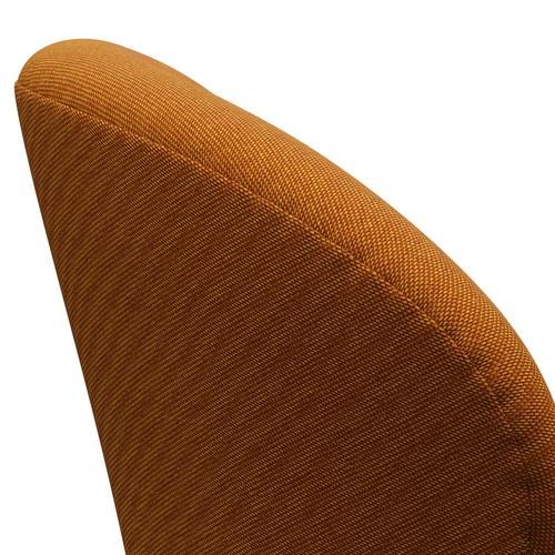 Sillón Fritz Hansen Swan, grafito cálido/llantas de color rojo oscuro/amarillo